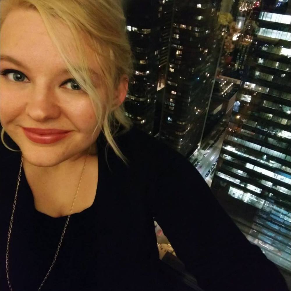 Meet your Posher, Kelley